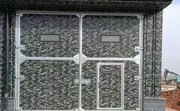 秦州工业平开门